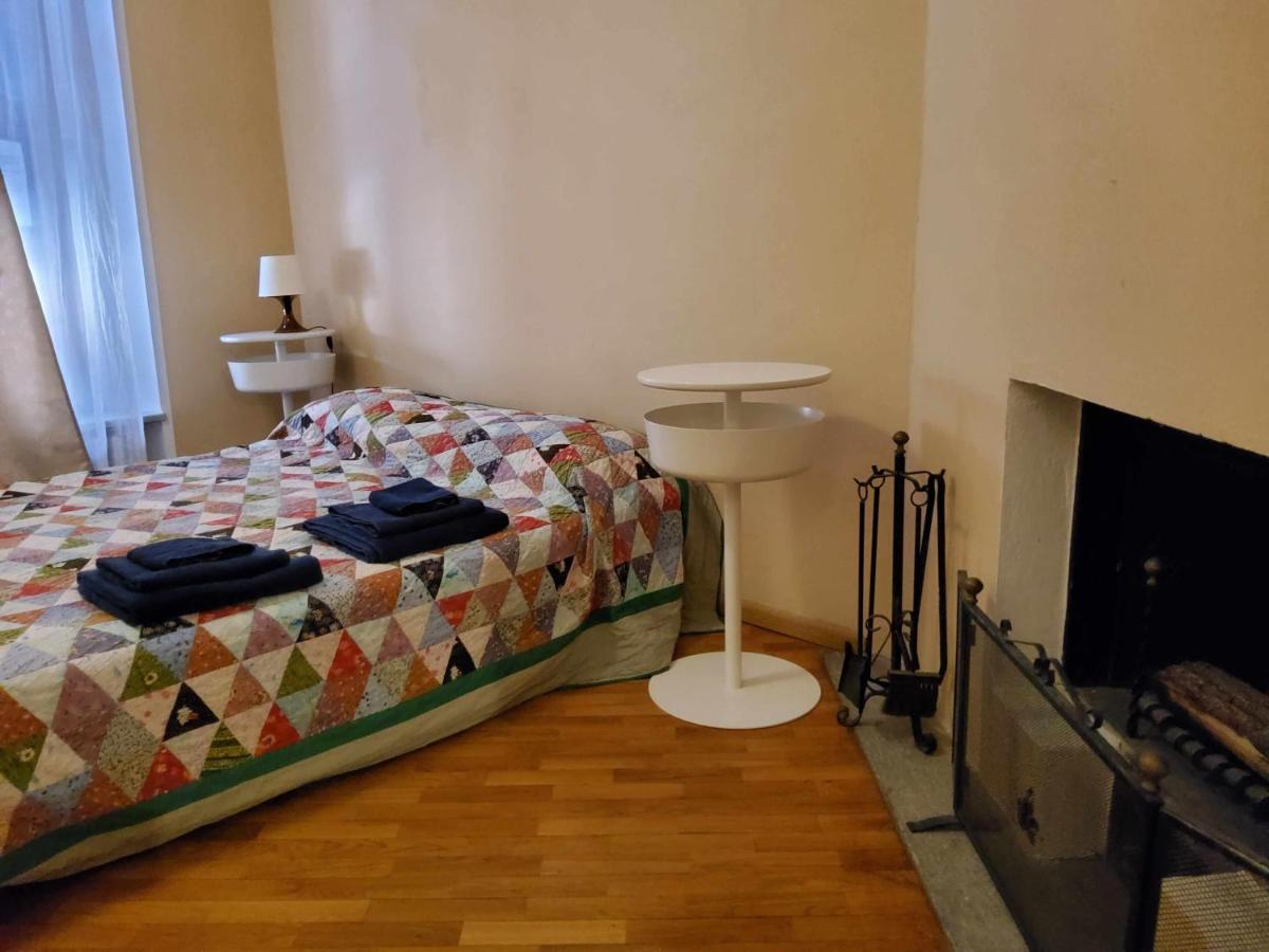 Ferienwohnung Antica Casa Oddone Asti Exterior foto