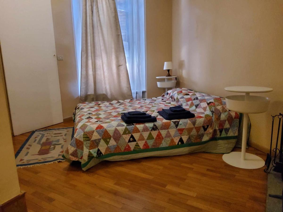 Ferienwohnung Antica Casa Oddone Asti Exterior foto